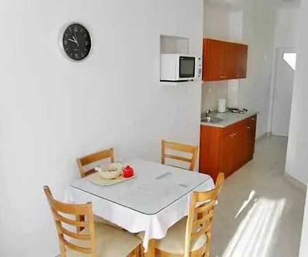 Jure Apartmán