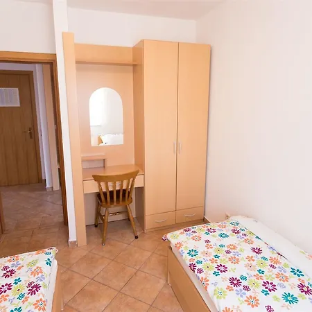 Apartment Jure *