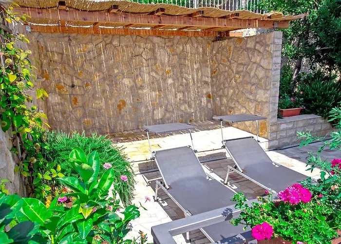 Apartament Jure